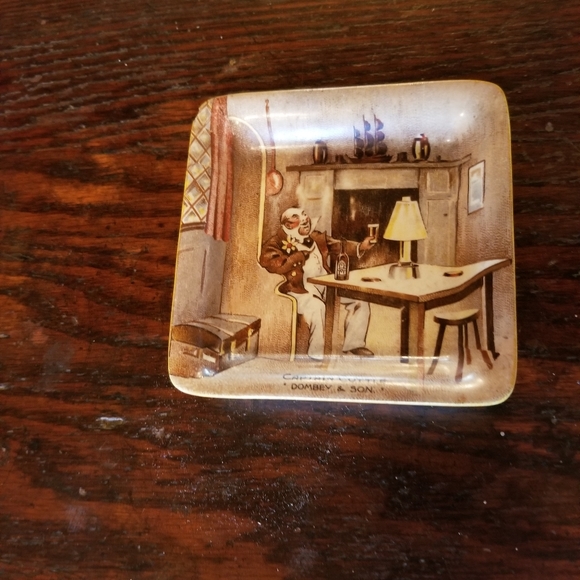 Hall Other - Vintage New Hall Family dish